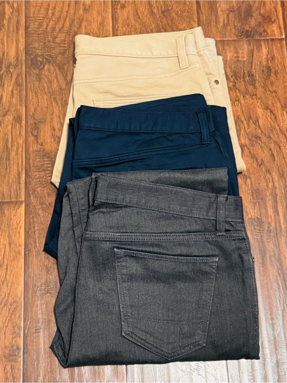 Banana Republic Men’s Chinos & Khakis - Black, Navy & Tan